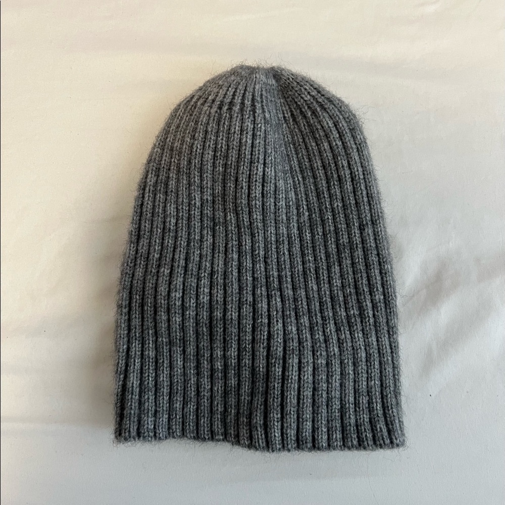 Brandy melville beanie